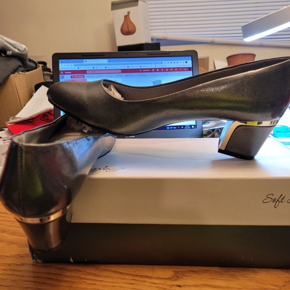 Ladies shoes - Picture 8 of 10